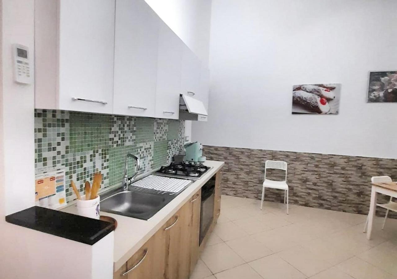 אבולה O'Paisi Casa Vacanze מראה חיצוני תמונה
