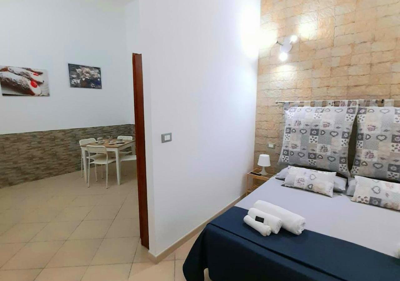 אבולה O'Paisi Casa Vacanze מראה חיצוני תמונה