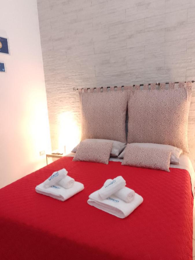 אבולה O'Paisi Casa Vacanze מראה חיצוני תמונה